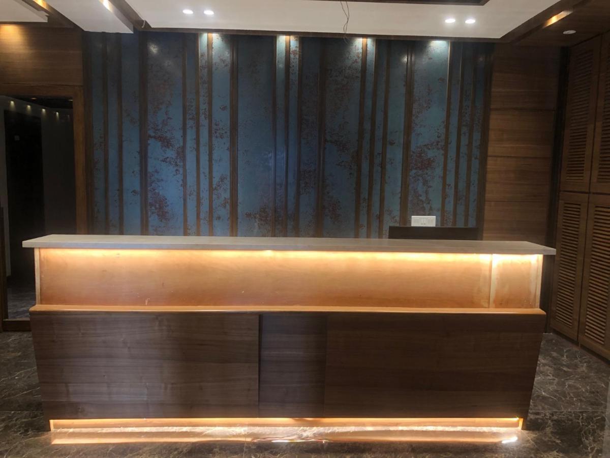 אחמדאבאד Hotel Circle Inn מראה חיצוני תמונה